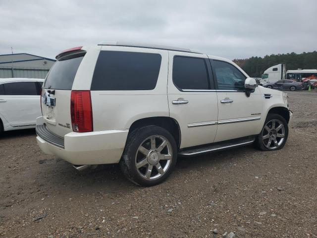 1GYS3BEF7CR106111 - 2012 CADILLAC ESCALADE LUXURY BEIGE photo 3