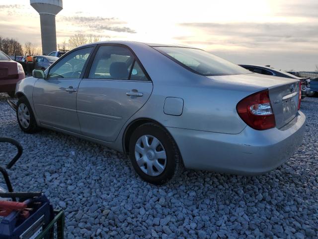 4T1BE32K52U629383 - 2002 TOYOTA CAMRY LE SILVER photo 2