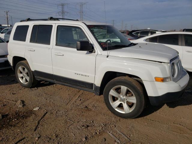 1C4NJRFBXFD215421 - 2015 JEEP PATRIOT LATITUDE WHITE photo 4