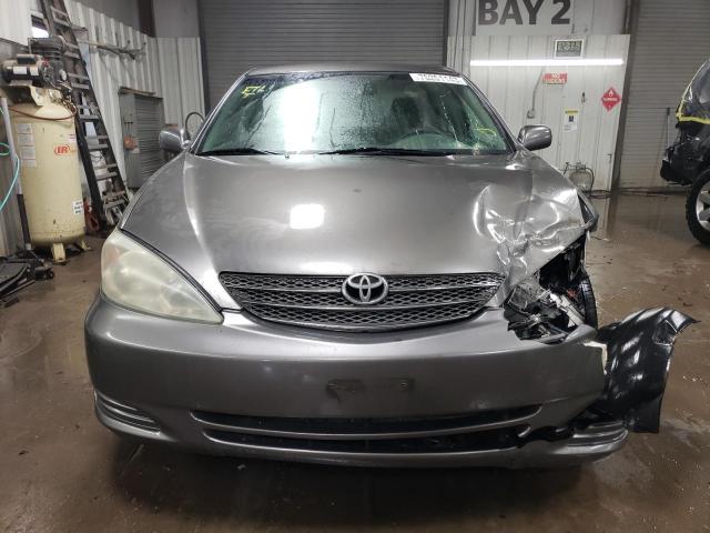 4T1BE32K54U841591 - 2004 TOYOTA CAMRY LE GRAY photo 5