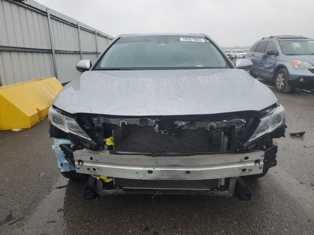 4T1B11HK2KU725690 - 2019 TOYOTA CAMRY L SILVER photo 5