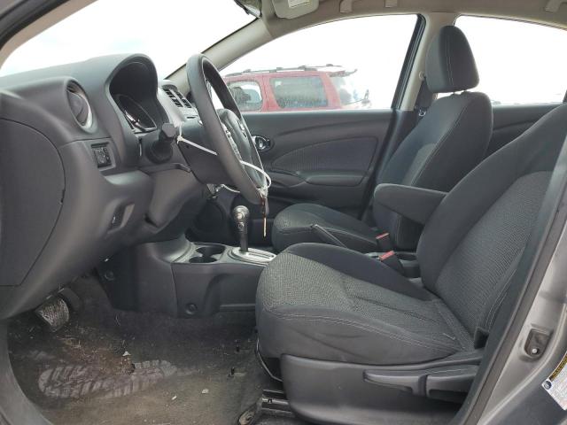 3N1CN7AP0GL887327 - 2016 NISSAN VERSA S GRAY photo 7