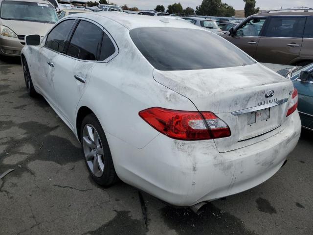 JN1AY1AP0EM230011 - 2014 INFINITI Q70 5.6 WHITE photo 2