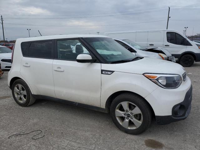 KNDJN2A23K7014289 - 2019 KIA SOUL WHITE photo 4