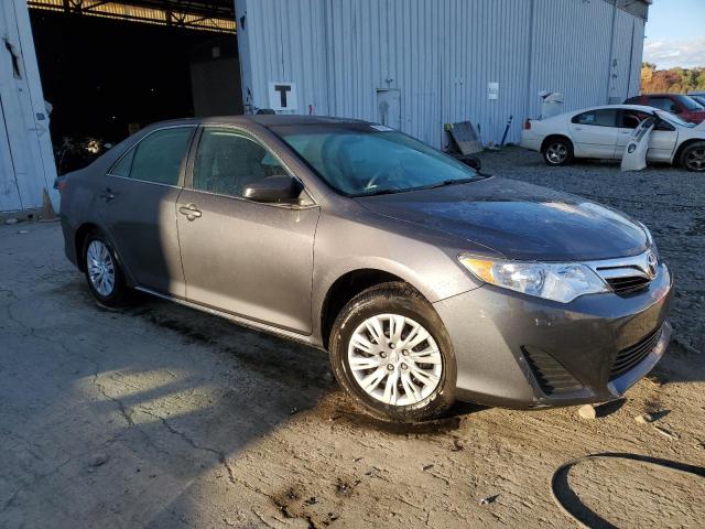 4T1BF1FK1EU345572 - 2014 TOYOTA CAMRY L GRAY photo 4