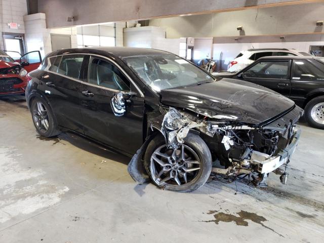 SJKCH5CP6HA026584 - 2017 INFINITI QX30 BASE BLACK photo 4