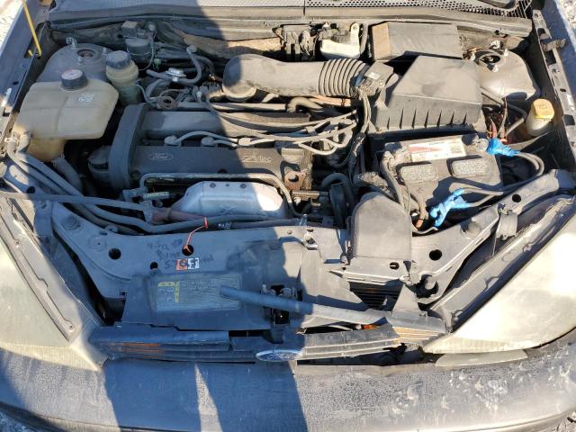 3FAFP31343R134021 - 2003 FORD FOCUS ZX3 GRAY photo 11