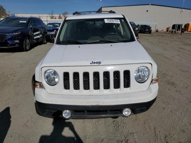 1C4NJRFB9HD129665 - 2017 JEEP PATRIOT LATITUDE WHITE photo 5