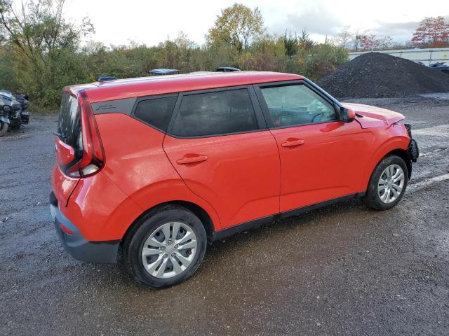 KNDJ23AU8L7714410 - 2020 KIA SOUL LX RED photo 3