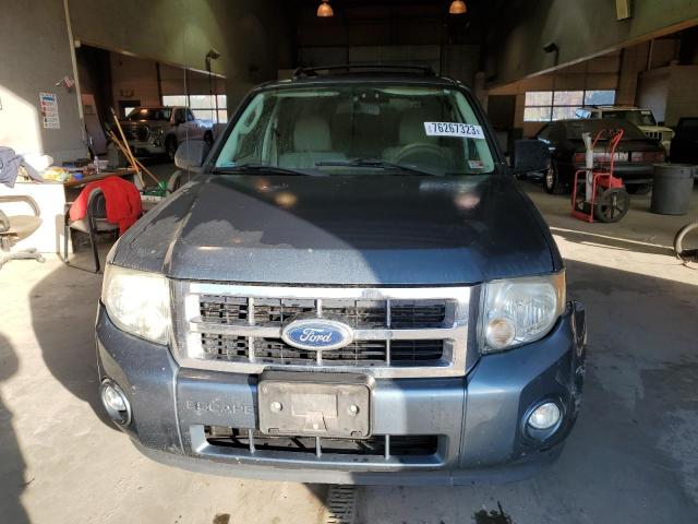 1FMCU0D70CKB39977 - 2012 FORD ESCAPE XLT BLUE photo 5