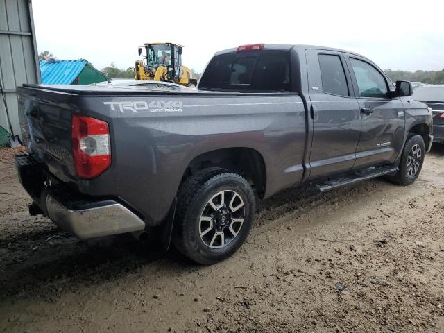 5TFUW5F1XJX760636 - 2018 TOYOTA TUNDRA DOUBLE CAB SR/SR5 CHARCOAL photo 3