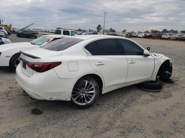 JN1EV7AP7KM512607 - 2019 INFINITI Q50 LUXE WHITE photo 3