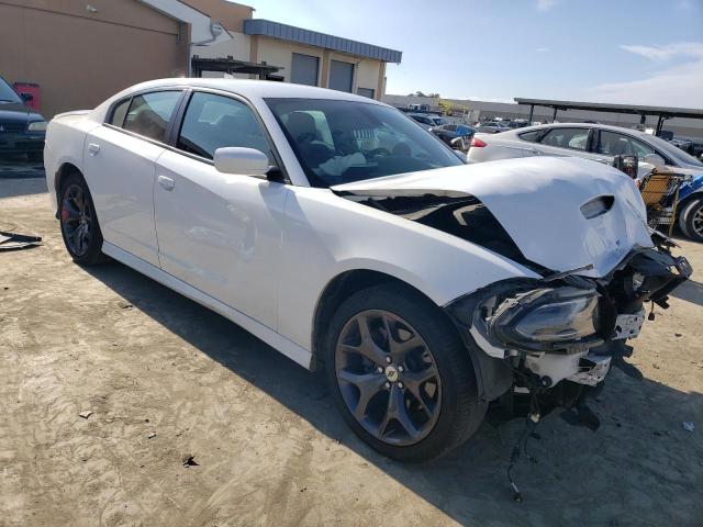 2C3CDXHG0JH281407 - 2018 DODGE CHARGER SXT PLUS WHITE photo 4