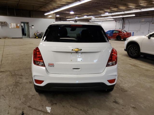 KL7CJKSB3LB029499 - 2020 CHEVROLET TRAX LS WHITE photo 6