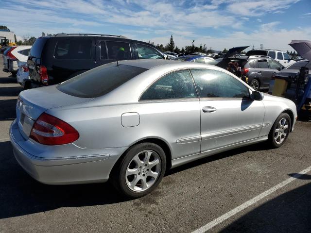 WDBTJ65JX4F095246 - 2004 MERCEDES-BENZ CLK 320C SILVER photo 3