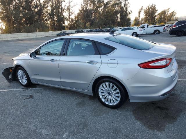 3FA6P0LU4GR397622 - 2016 FORD FUSION SE HYBRID SILVER photo 2