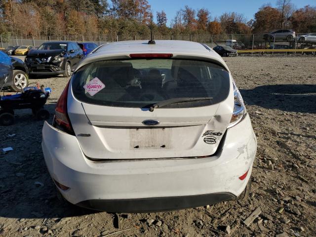 3FADP4FJ6BM165321 - 2011 FORD FIESTA SES WHITE photo 6