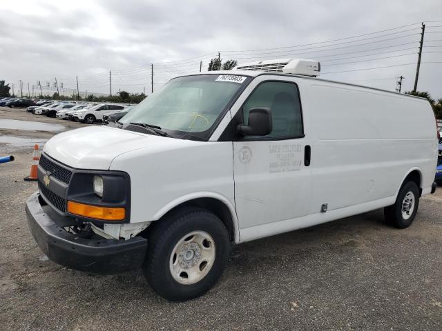 1GTZ7UCF0F1166340 - 2015 GMC SAVANA G3500 WHITE photo 1