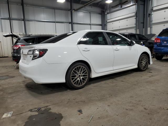 4T1BK1FK6CU508595 - 2012 TOYOTA CAMRY SE WHITE photo 3