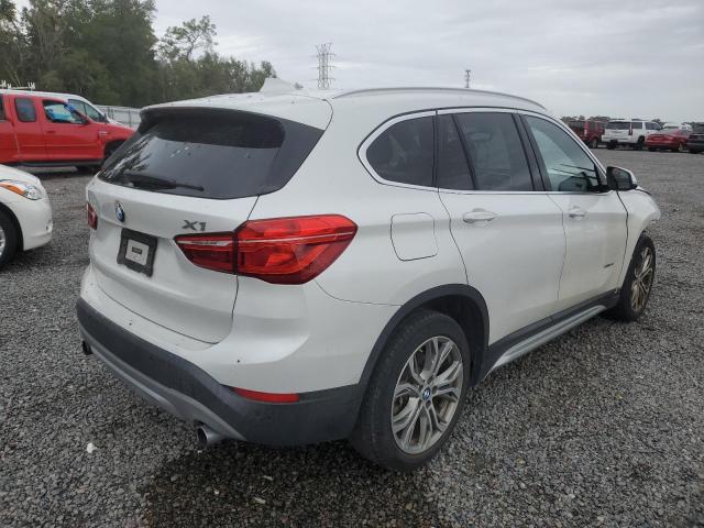 WBXHU7C39H5H33688 - 2017 BMW X1 SDRIVE28I WHITE photo 3