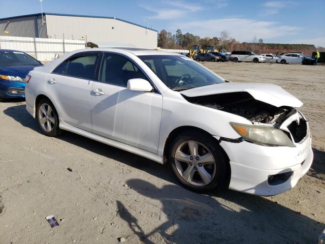 4T1BF3EK0BU722952 - 2011 TOYOTA CAMRY BASE WHITE photo 4