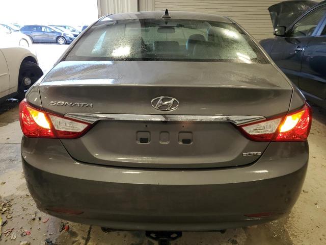 5NPEC4AC2BH059845 - 2011 HYUNDAI SONATA SE GRAY photo 6