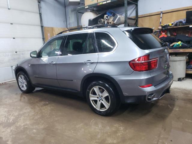 5UXZW0C55D0B95100 - 2013 BMW X5 XDRIVE35D BLACK photo 2