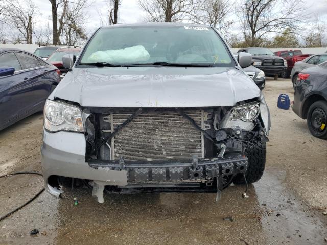 2C4RC1BG7GR261639 - 2016 CHRYSLER TOWN & COU TOURING ვერცხლისფერი ფოტო 5