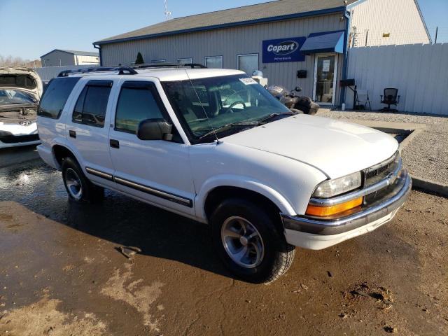 1GNCS13W412129224 - 2001 CHEVROLET BLAZER WHITE photo 4