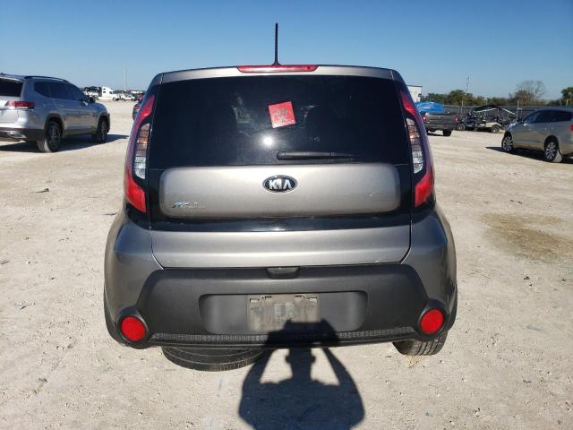 KNDJN2A23G7306645 - 2016 KIA SOUL GRAY photo 6