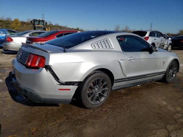 1ZVBP8ANXA5119818 - 2010 FORD MUSTANG SILVER photo 3