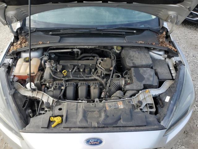 1FADP3K22FL270678 - 2015 FORD FOCUS SE SILVER photo 11