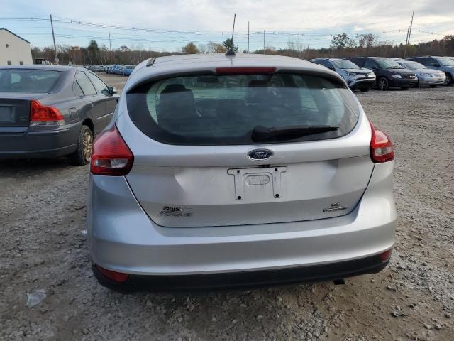 1FADP3K22FL270678 - 2015 FORD FOCUS SE SILVER photo 6