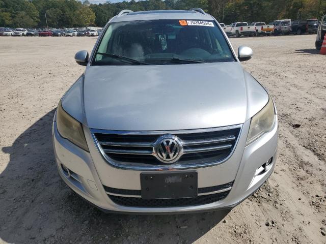 WVGBV75N99W526284 - 2009 VOLKSWAGEN TIGUAN SE SILVER photo 5