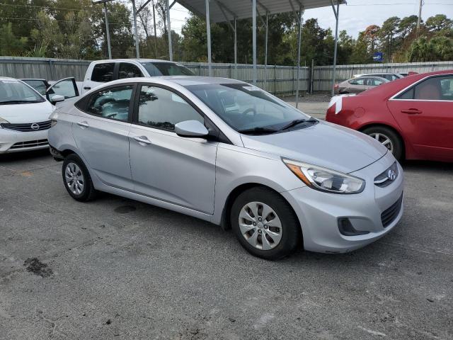 KMHCT4AE9GU082802 - 2016 HYUNDAI ACCENT SE SILVER photo 4