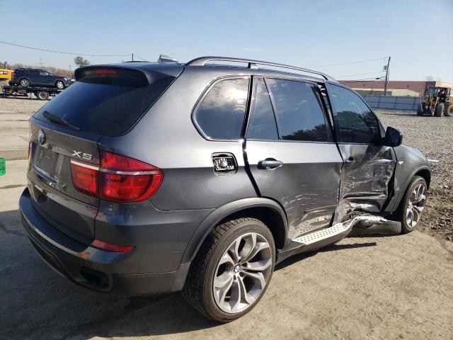 5UXZV8C58BL421219 - 2011 BMW X5 XDRIVE50I GRAY photo 3