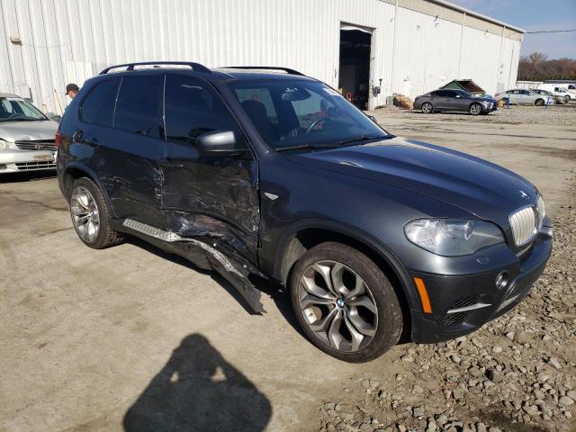 5UXZV8C58BL421219 - 2011 BMW X5 XDRIVE50I GRAY photo 4