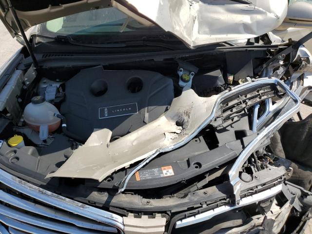 5LMCJ2C93HUL52549 - 2017 LINCOLN MKC SELECT Beżowy zdjęcie 12