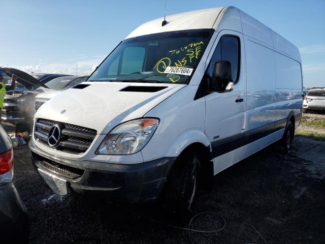 2010 MERCEDES-BENZ SPRINTER 2500, 