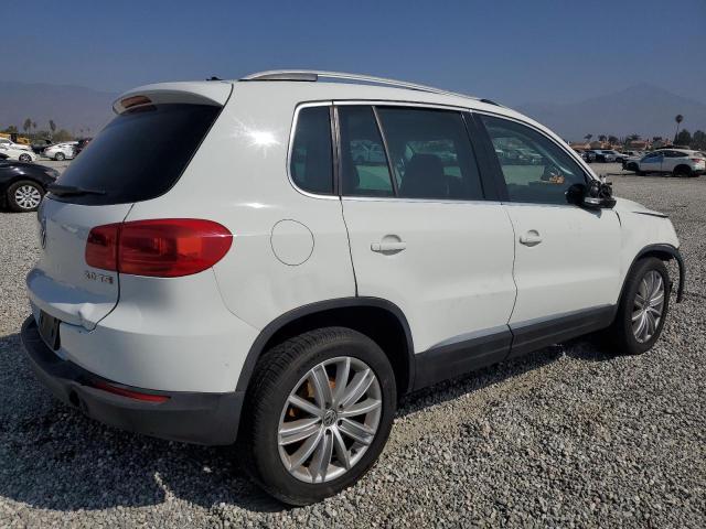 WVGAV7AX4FW509990 - 2015 VOLKSWAGEN TIGUAN S WHITE photo 3