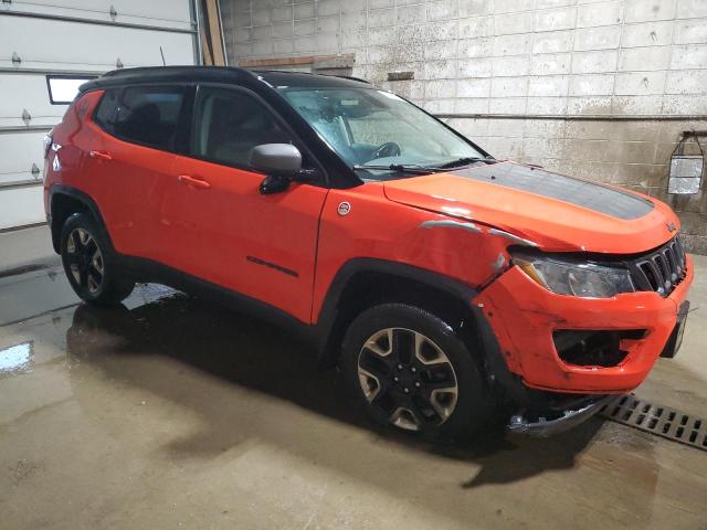 3C4NJDDB6JT239661 - 2018 JEEP COMPASS TRAILHAWK ORANGE photo 4