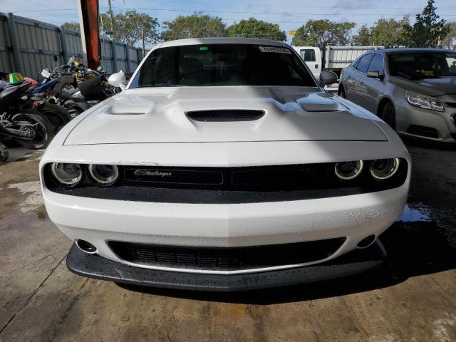 2C3CDZFJXNH247197 - 2022 DODGE CHALLENGER R/T SCAT PACK WHITE photo 5