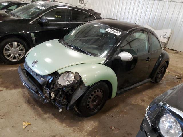 3VWBK31CX4M421799 - 2004 VOLKSWAGEN NEW BEETLE GL 黑色 照片 1