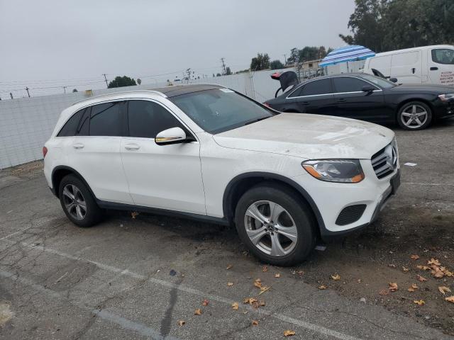 WDC0G4JB7JV043994 - 2018 MERCEDES-BENZ GLC 300 WHITE photo 4