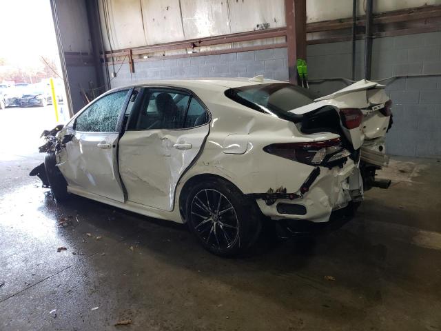4T1G11AK5PU809722 - 2023 TOYOTA CAMRY SE NIGHT SHADE WHITE photo 2