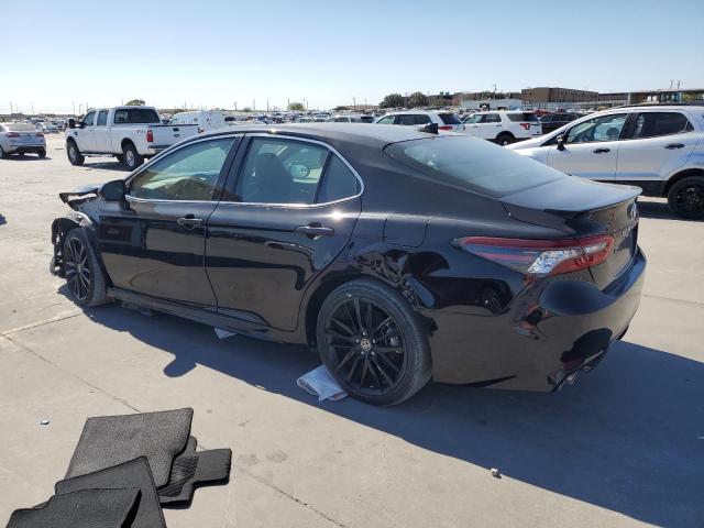 4T1K61AK8NU003849 - 2022 TOYOTA CAMRY XSE BLACK photo 2