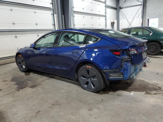 5YJ3E1EBXNF191546 - 2022 TESLA MODEL 3 BLUE photo 2