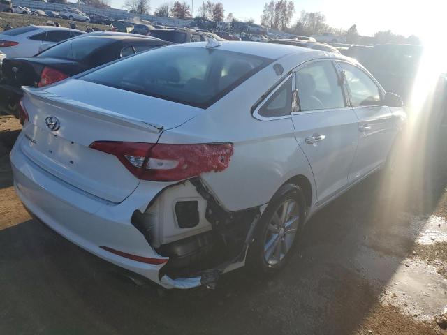 5NPE24AFXFH200034 - 2015 HYUNDAI SONATA SE WHITE photo 3