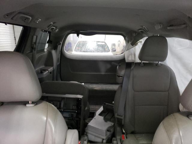 5TDYK3DC1FS580934 - 2015 TOYOTA SIENNA XLE GRAY photo 10