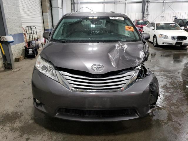 5TDYK3DC1FS580934 - 2015 TOYOTA SIENNA XLE GRAY photo 5